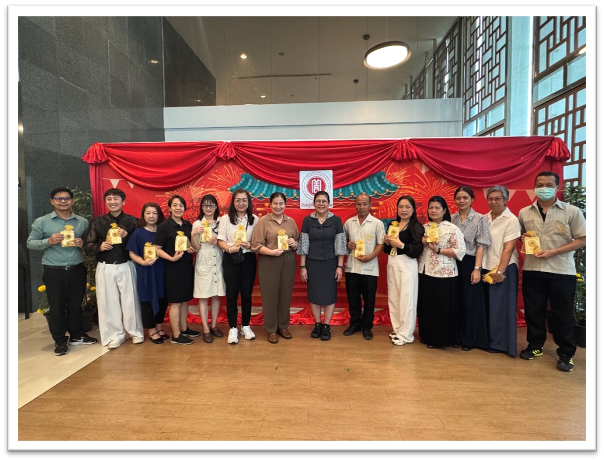 รับเหรียญ 20 ปี
